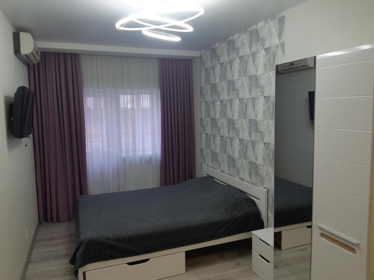 Apartmens On St. Fesenkovskaya 15 Appartamento Charkiv Esterno foto