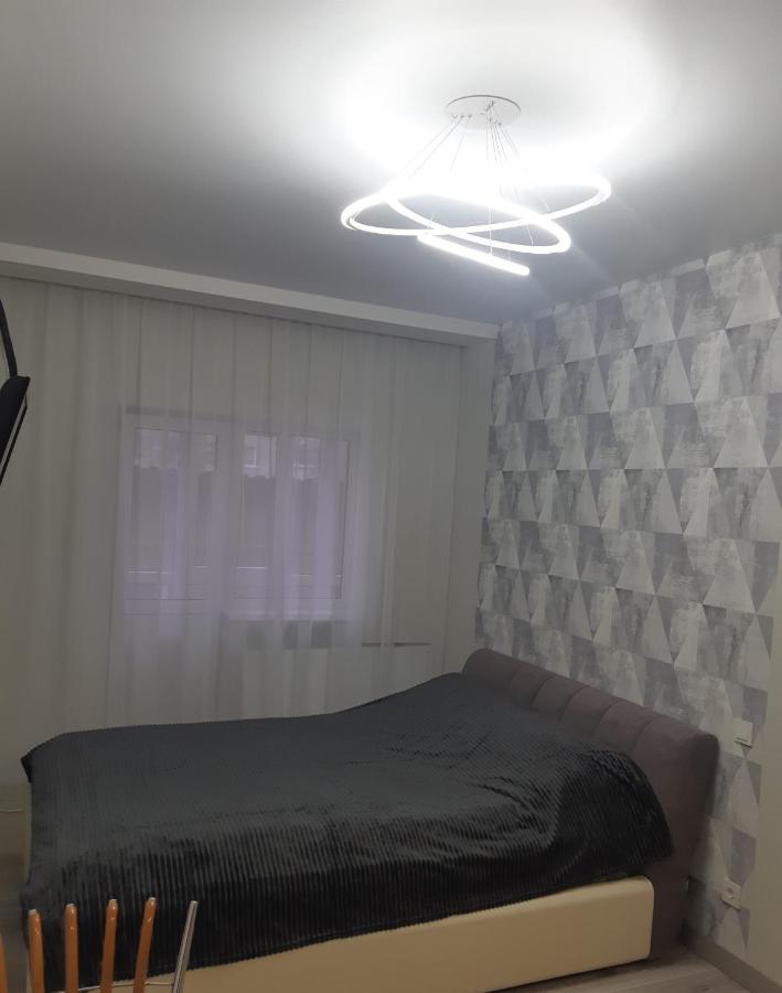Apartmens On St. Fesenkovskaya 15 Appartamento Charkiv Esterno foto